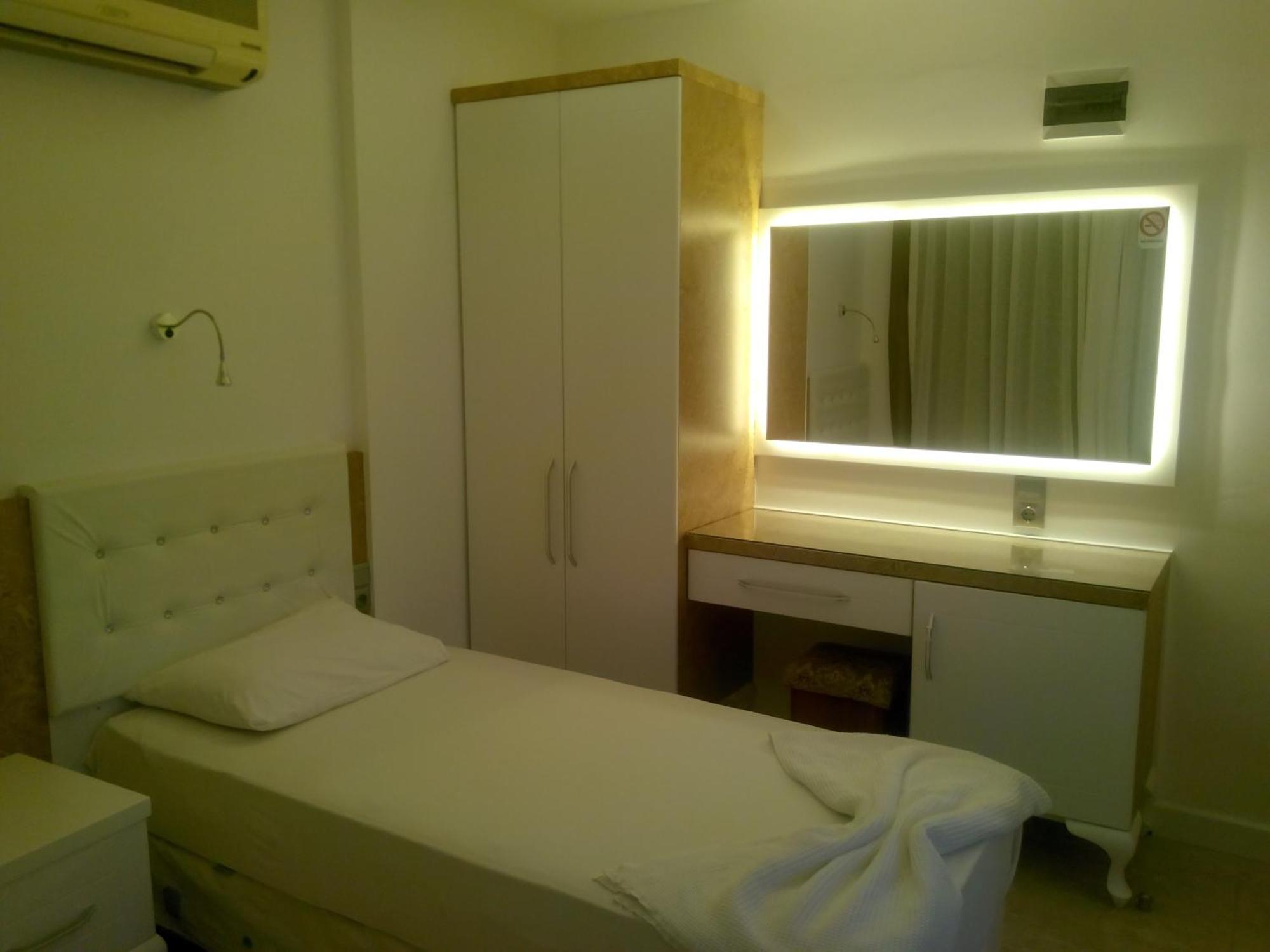 Hotel Ferah Каш Екстериор снимка