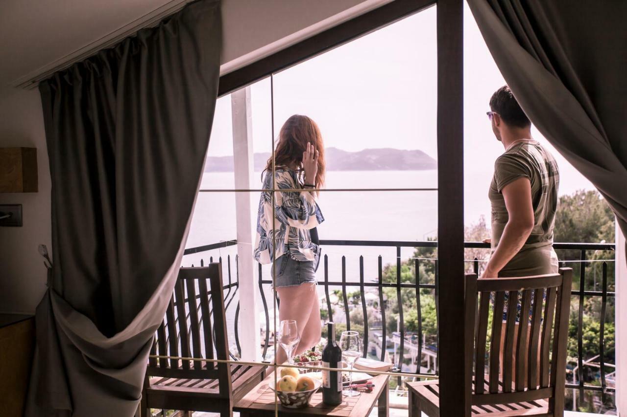 Hotel Ferah Каш Екстериор снимка